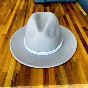 Treasure and Bond hat